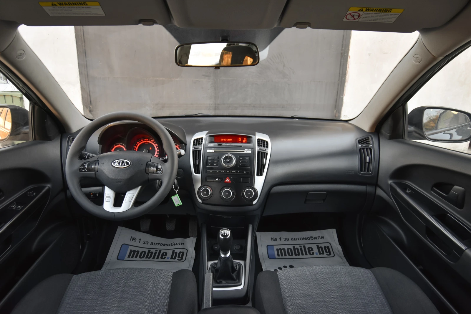 Kia Ceed * FACELIFT* 1.6 CRDI, снимка 8 - Автомобили и джипове - 54136147