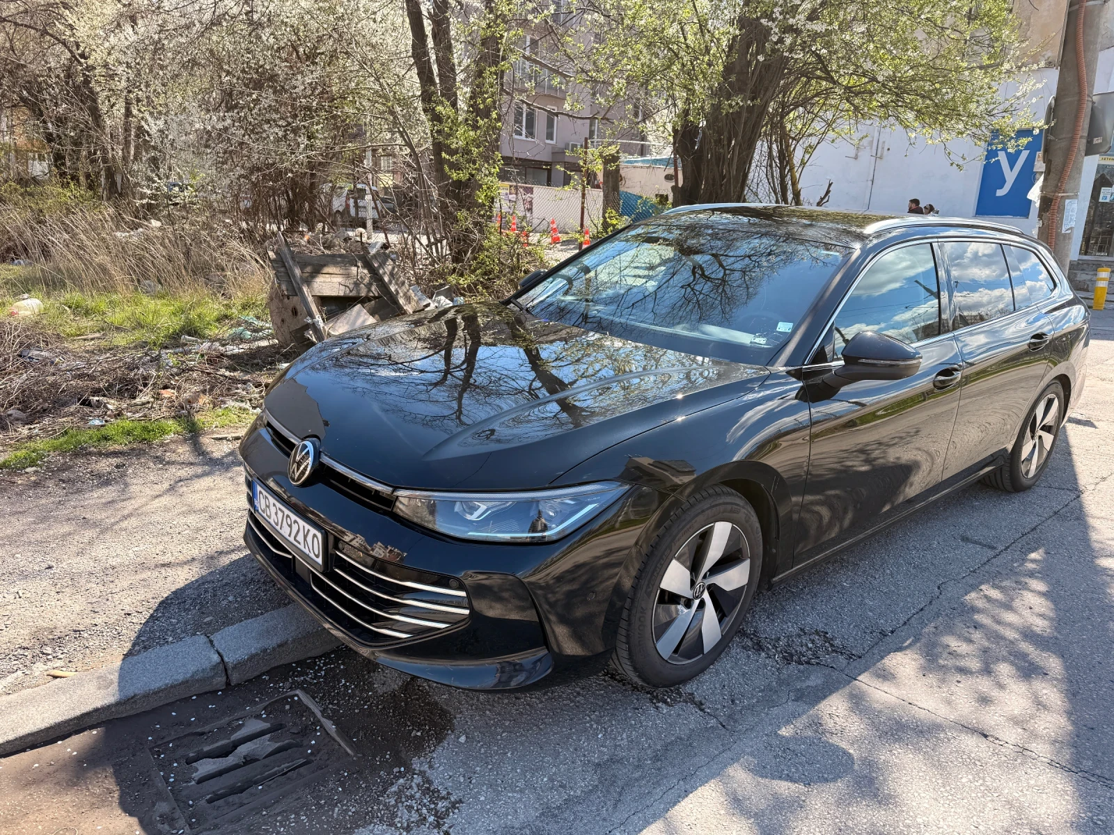 VW Passat ELEGANCE , снимка 2 - Автомобили и джипове - 54150181