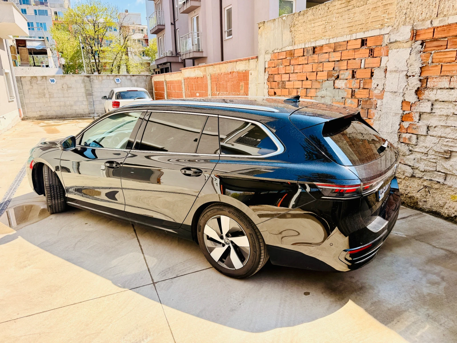 VW Passat ELEGANCE , снимка 2 - Автомобили и джипове - 54150181