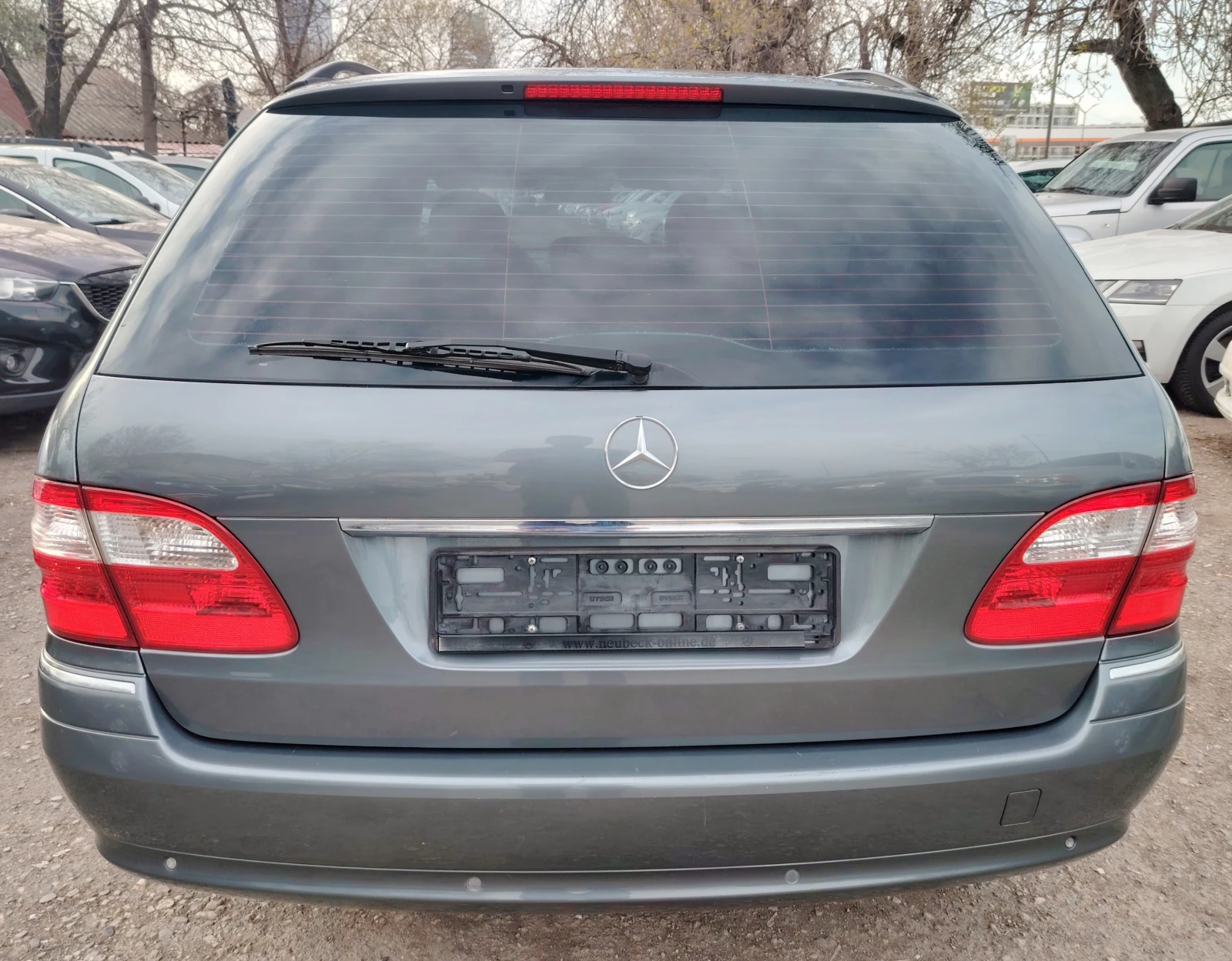 Mercedes-Benz E 200 Avantgarde, снимка 7 - Автомобили и джипове - 54230240