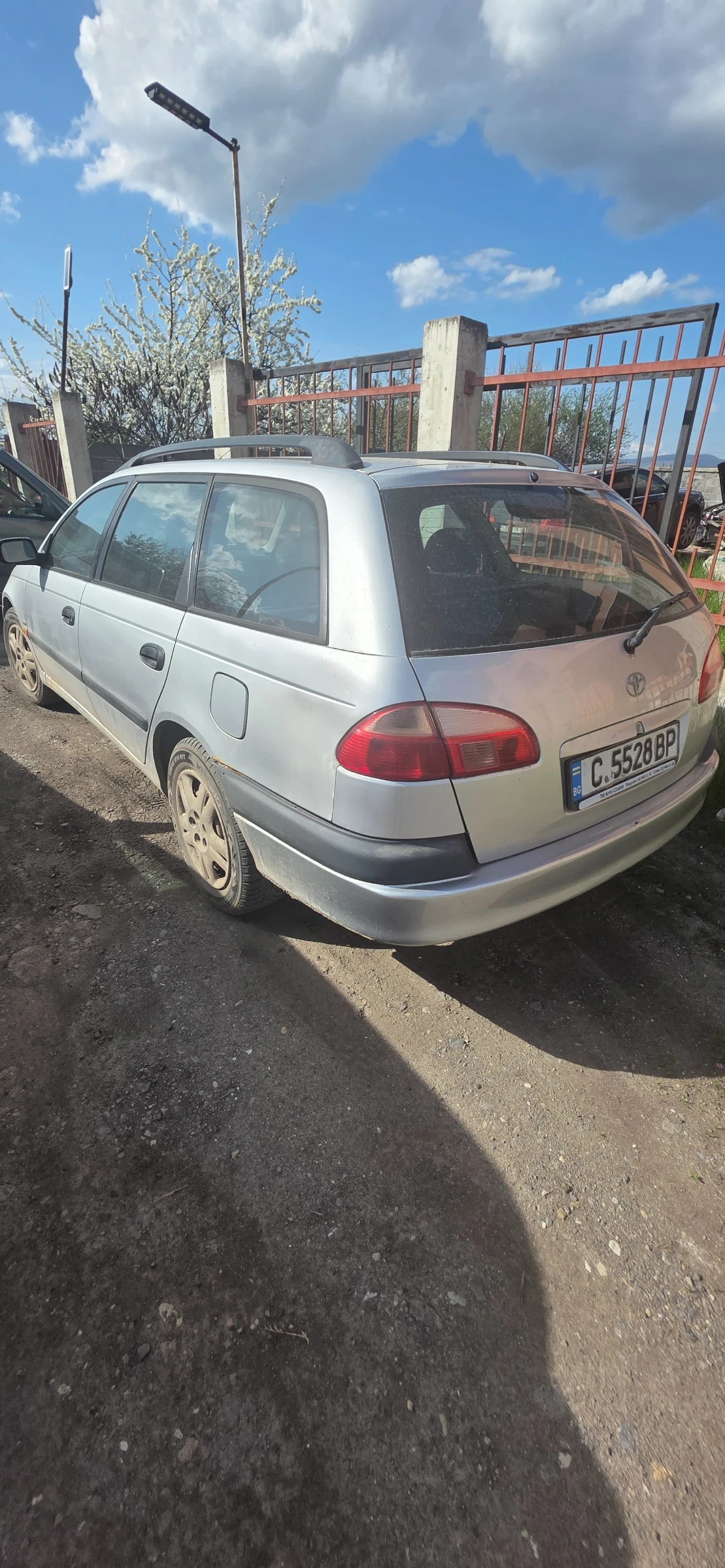 Toyota Avensis, снимка 3 - Автомобили и джипове - 54230001
