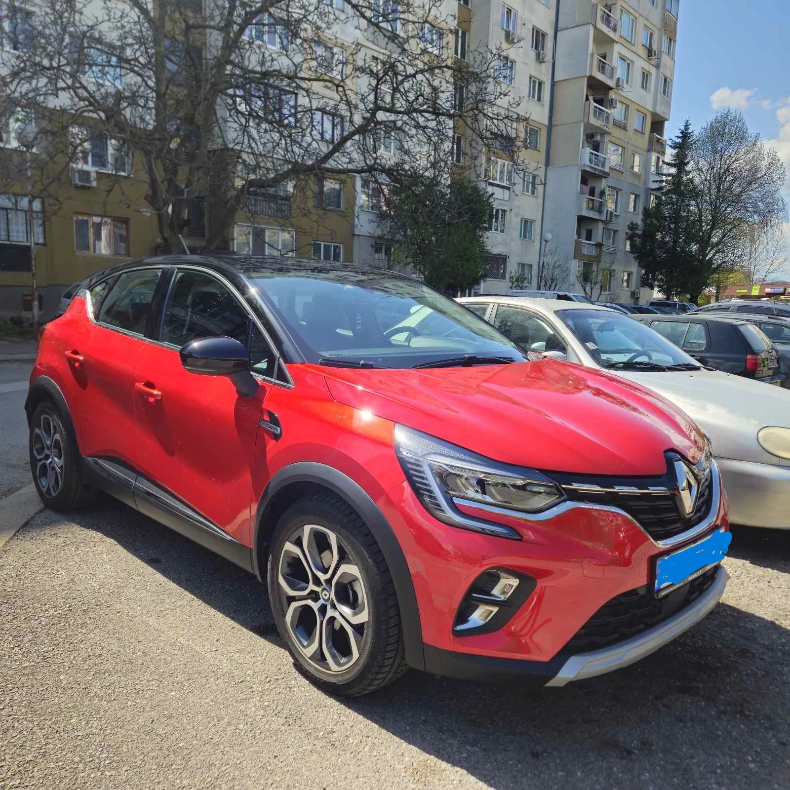 Renault Captur, снимка 4 - Автомобили и джипове - 54259207
