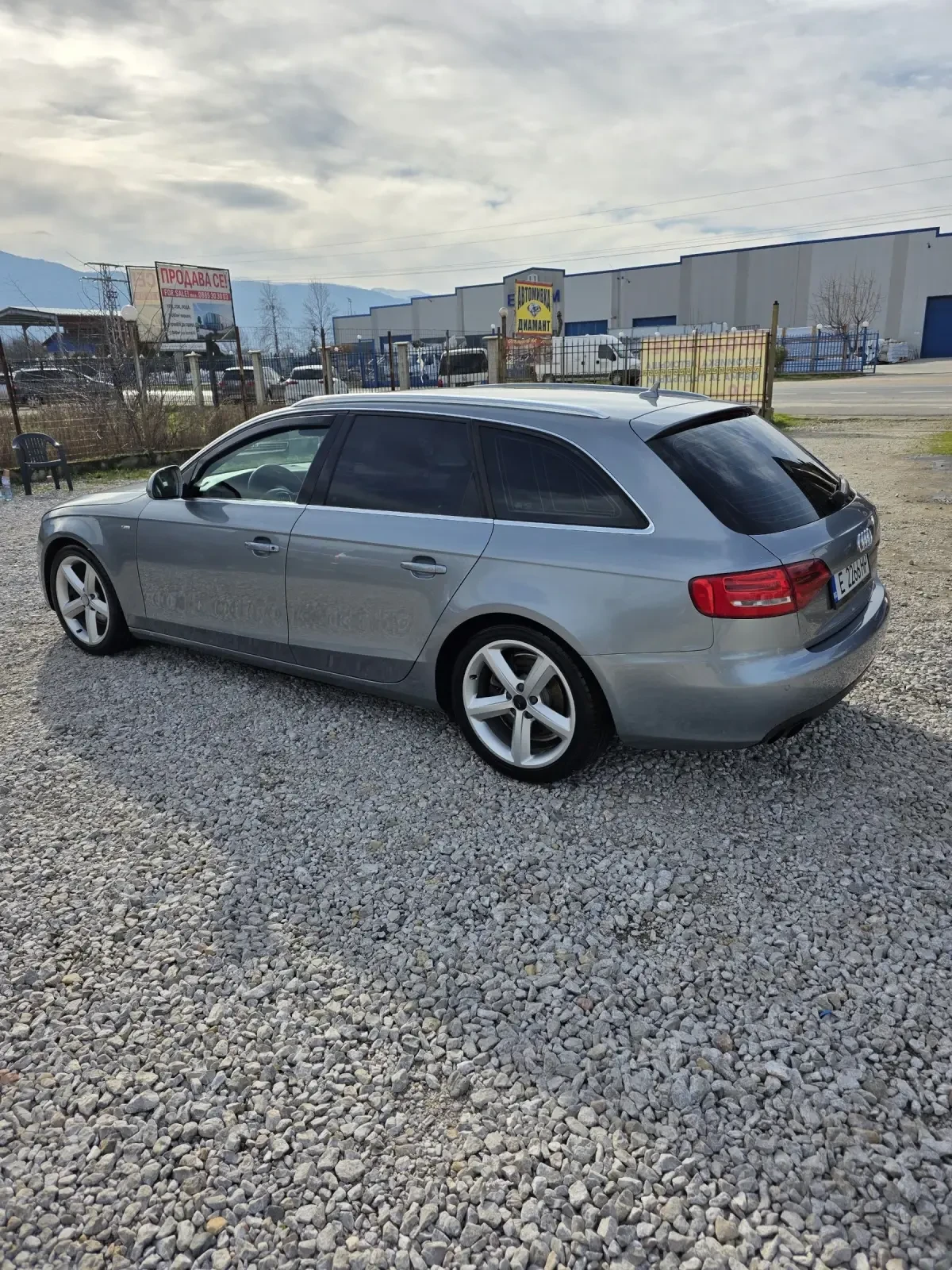 Audi A4 2.0 TDI , снимка 3 - Автомобили и джипове - 55000124