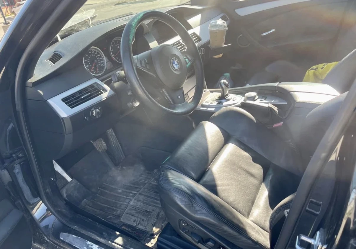 BMW M5 V10 * SMG * 97503KM * ШИБЕДАХ * CARFAX * , снимка 6 - Автомобили и джипове - 55016387
