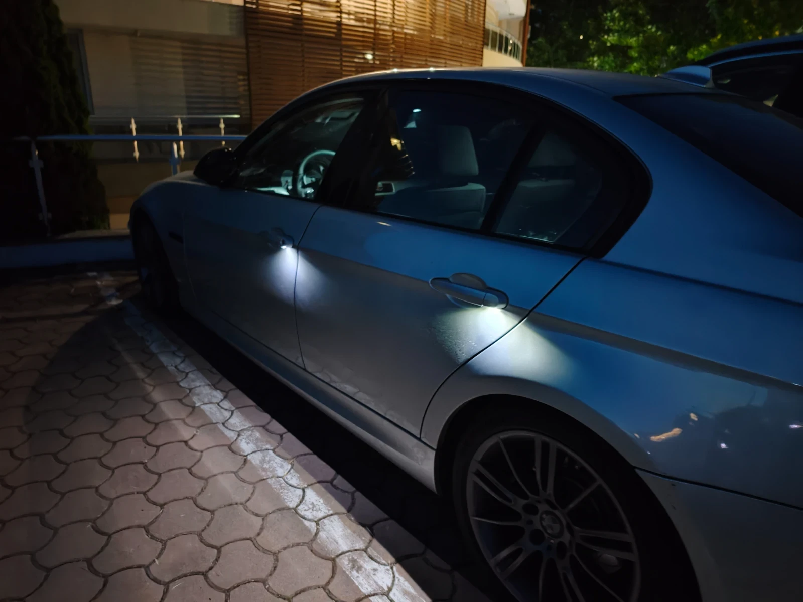 BMW 330 330d M57 231hp обслужена, снимка 13 - Автомобили и джипове - 55165753