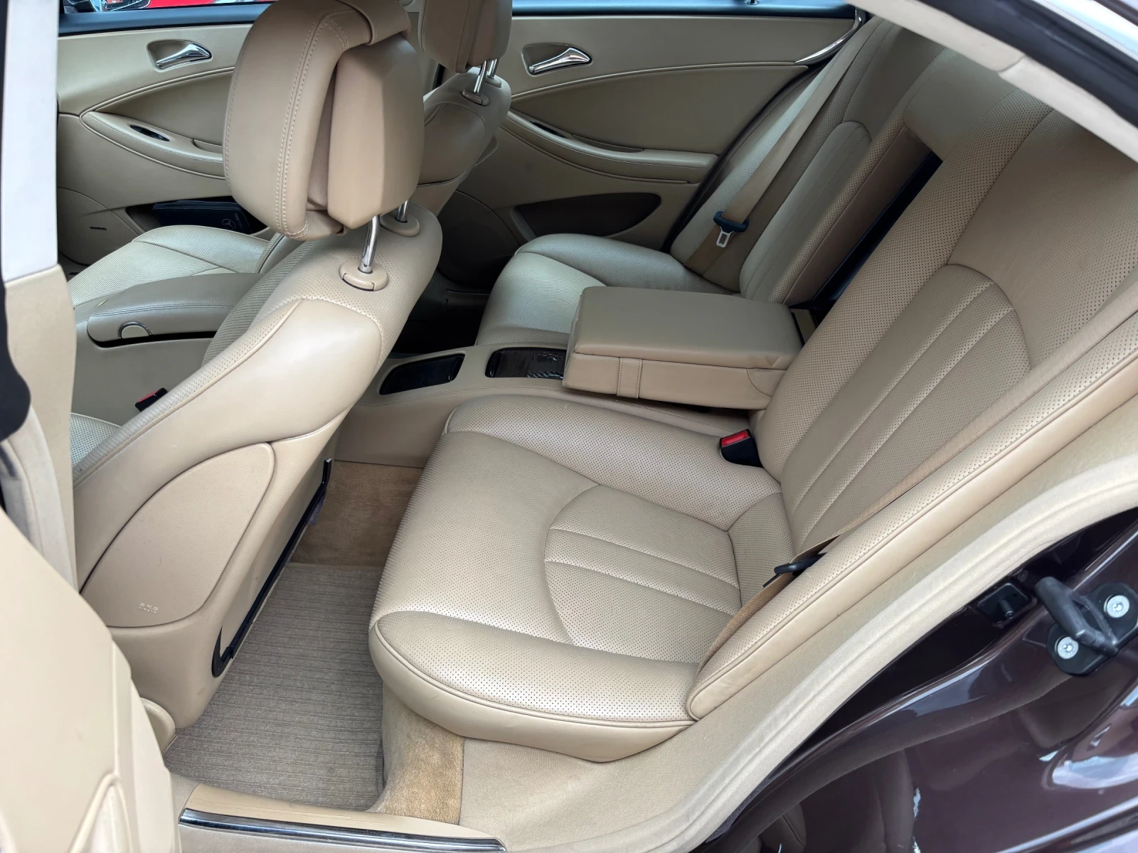 Mercedes-Benz CLS 350 V6 LPG FACE, снимка 8 - Автомобили и джипове - 55166460