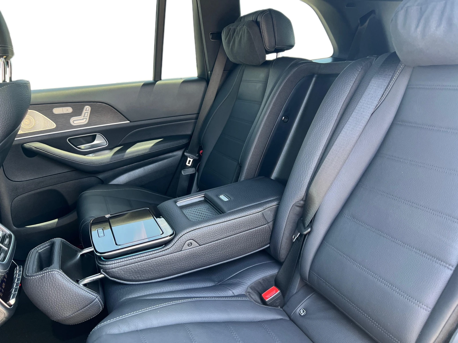 Mercedes-Benz GLS 450 d 4MATIC, снимка 12 - Автомобили и джипове - 55371766