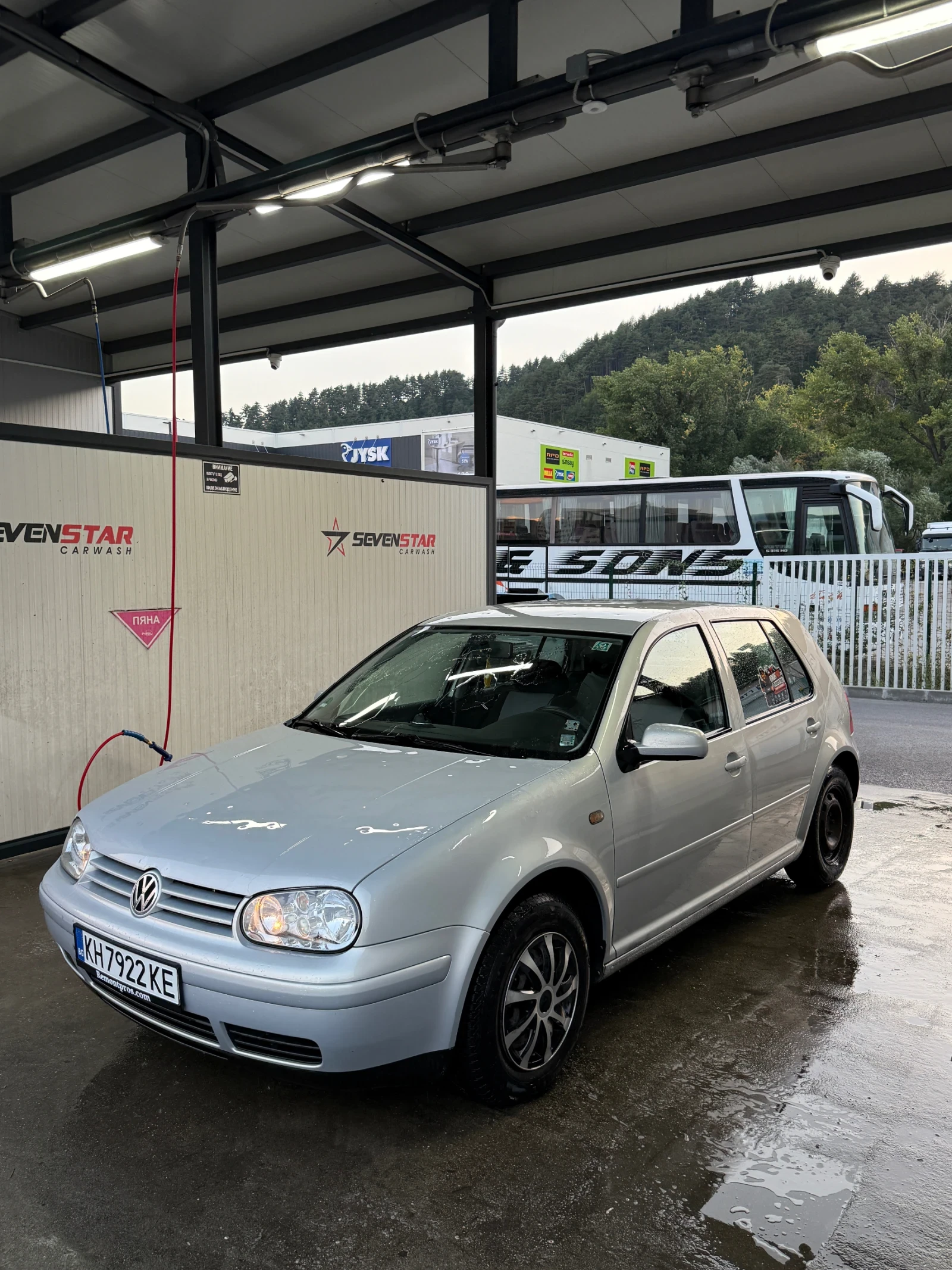 VW Golf, снимка 4 - Автомобили и джипове - 55884454