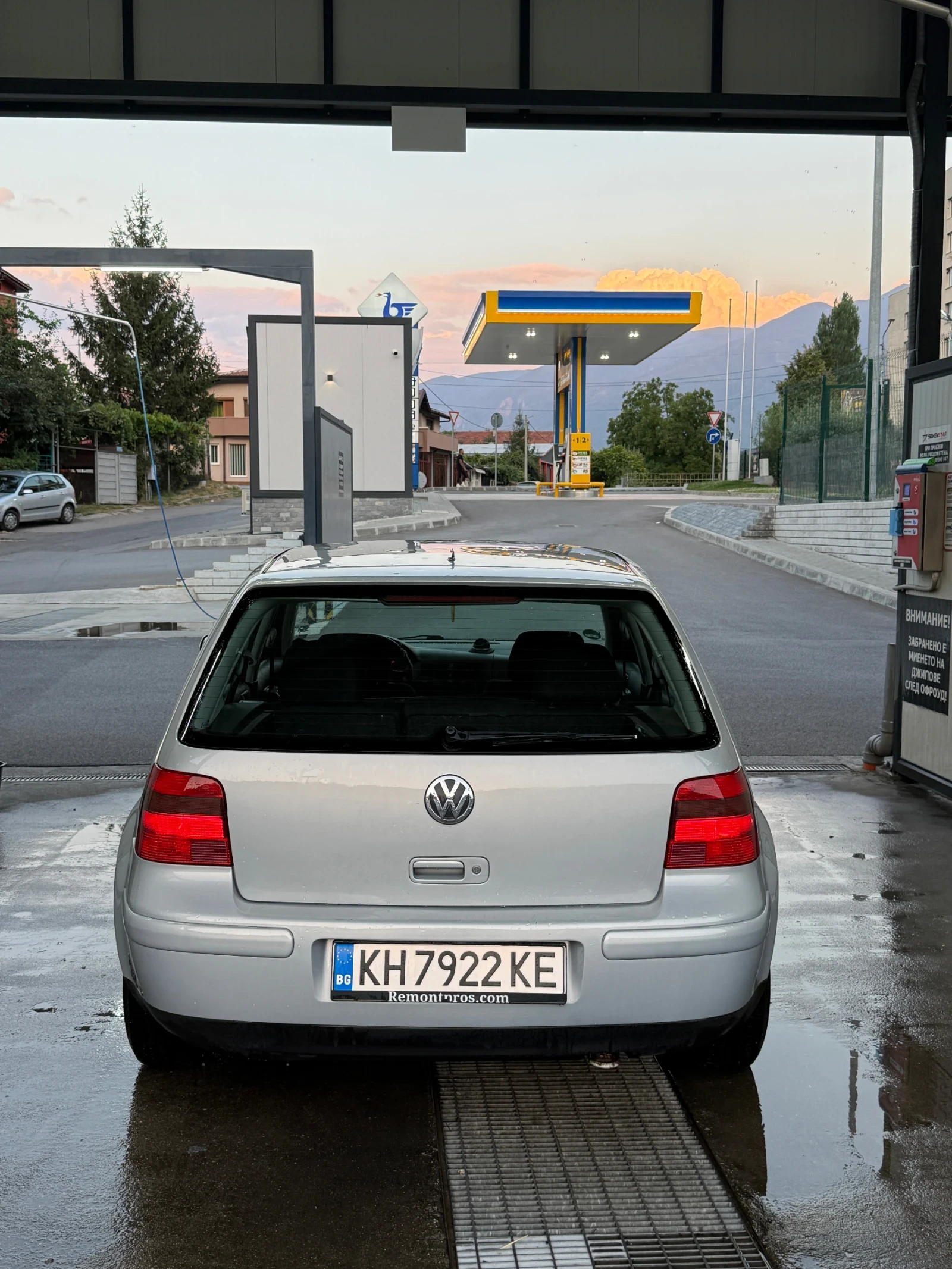 VW Golf, снимка 8 - Автомобили и джипове - 55884454