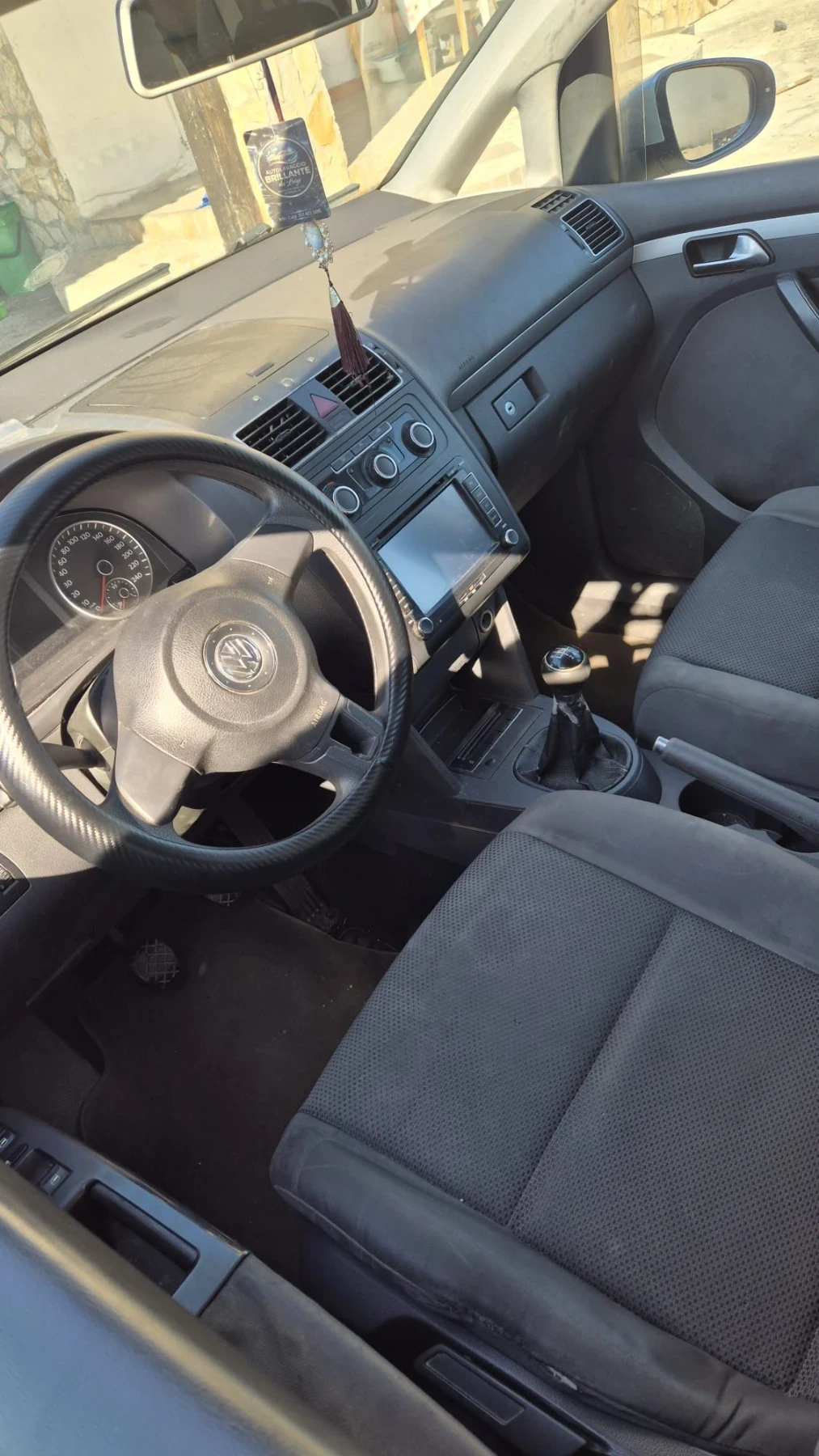 VW Touran, снимка 3 - Автомобили и джипове - 56377012