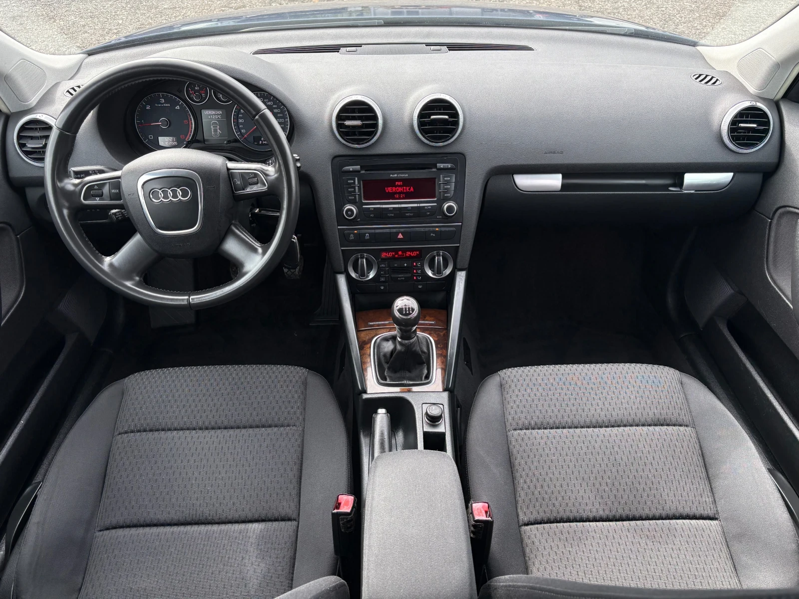 Audi A3 2.0 TDI 170кс, снимка 10 - Автомобили и джипове - 56479008