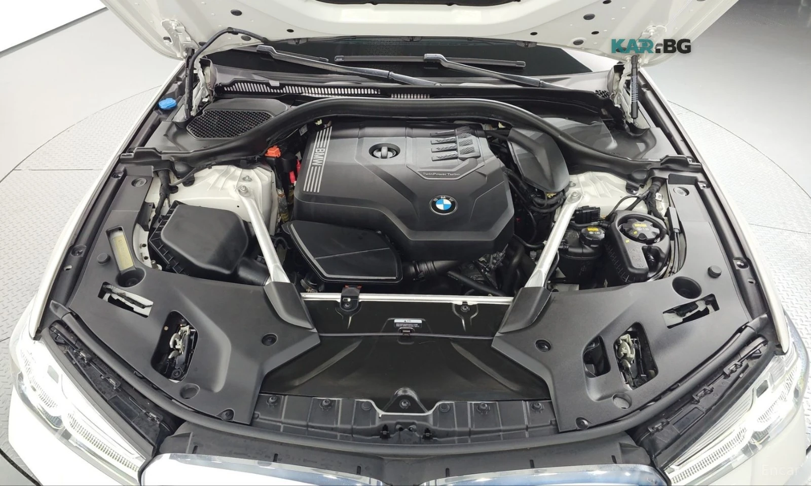 BMW 520 M SPORT/FACELIFT/KEYLESS/ПОДГРЕВ, снимка 5 - Автомобили и джипове - 56522108