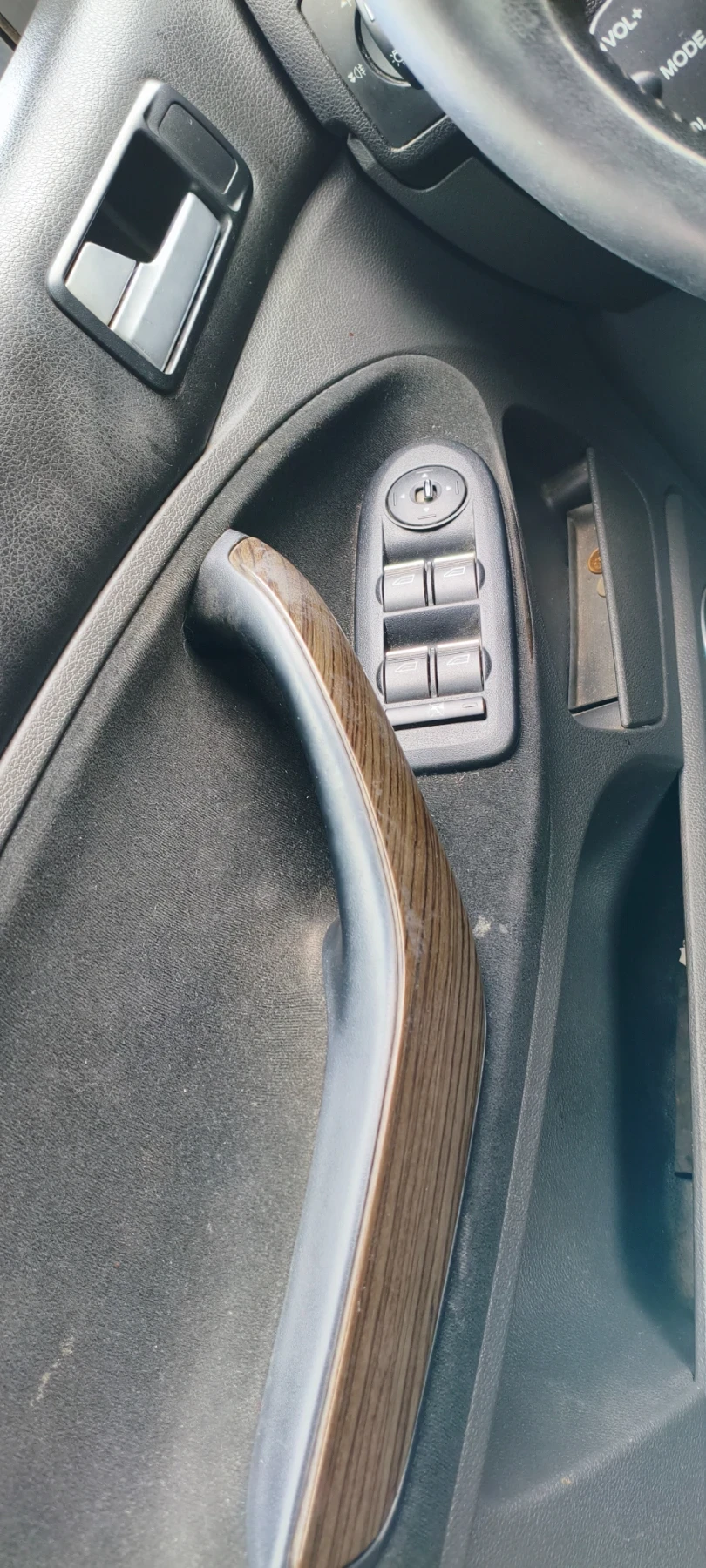 Ford C-max | Mobile.bg � ����������� 14