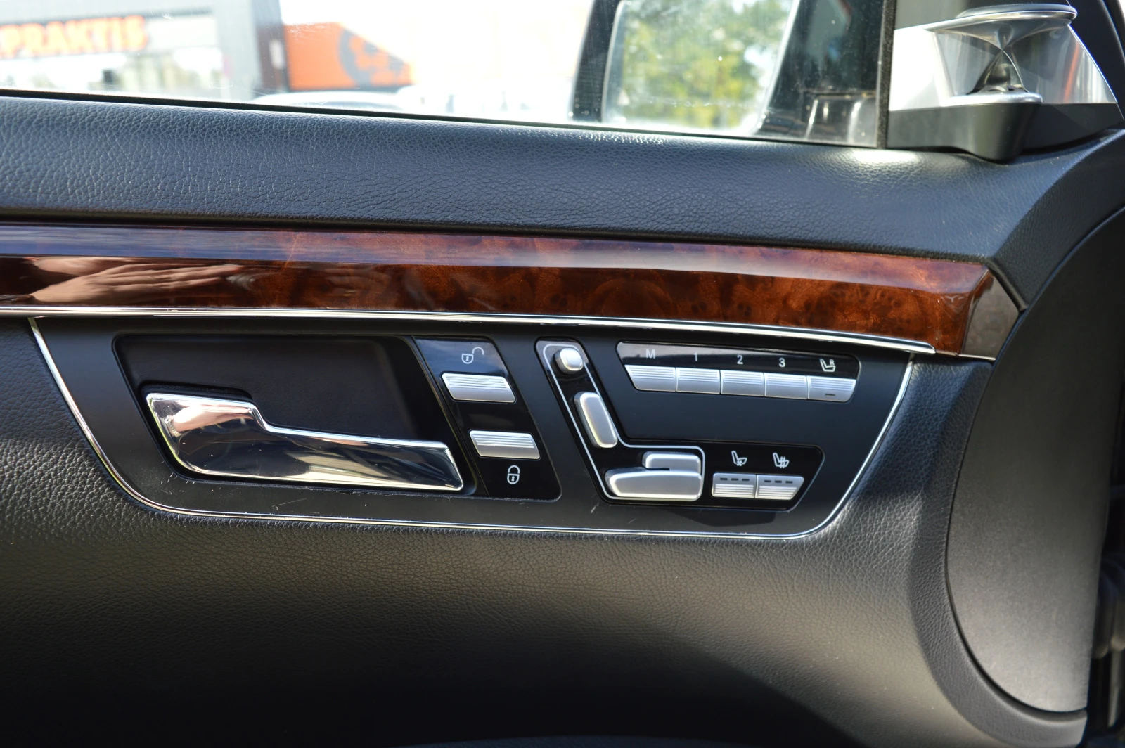 Mercedes-Benz S 550, снимка 12 - Автомобили и джипове - 56580351