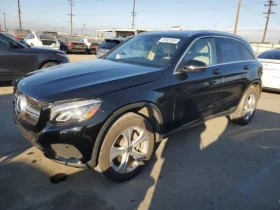  Mercedes-Benz GLC 30...