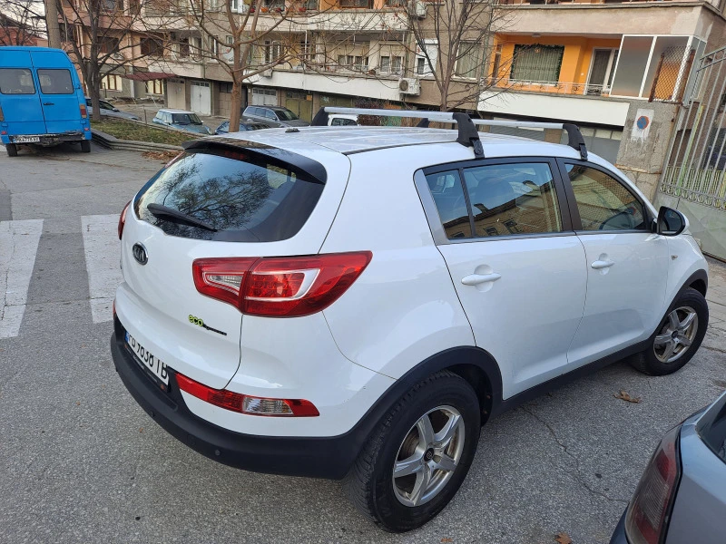 Kia Sportage, снимка 4 - Автомобили и джипове - 49396856