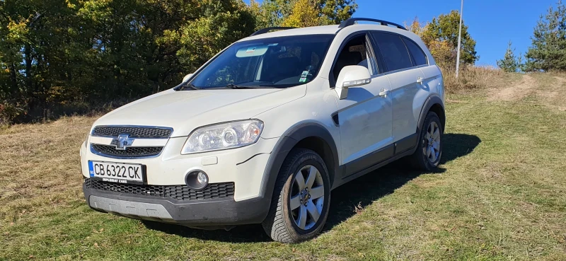 Chevrolet Captiva 2.4 бензин/Газ /4х4/ 7 местна, снимка 2 - Автомобили и джипове - 47454713