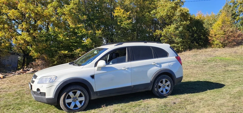 Chevrolet Captiva 2.4 бензин/Газ /4х4/ 7 местна, снимка 1 - Автомобили и джипове - 47454713