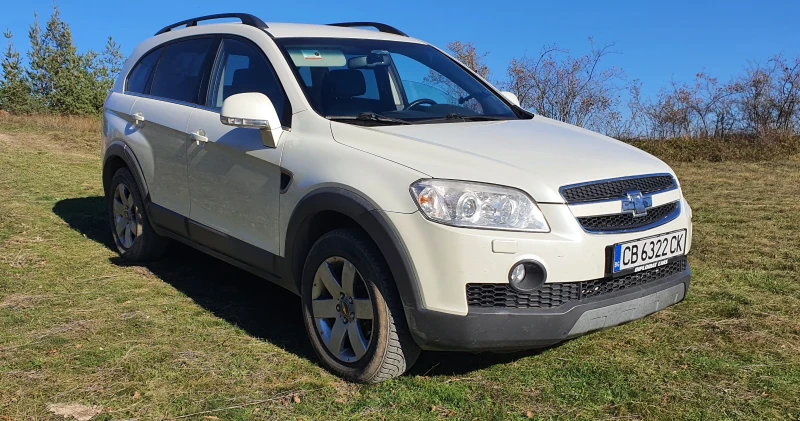 Chevrolet Captiva 2.4 бензин/Газ /4х4/ 7 местна, снимка 4 - Автомобили и джипове - 47454713