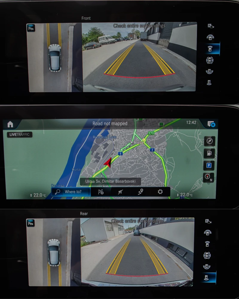 Mercedes-Benz GLA 220 d/4Matic/AMG/360/Multibeam/Панорама/Memory/, снимка 10 - Автомобили и джипове - 50404719