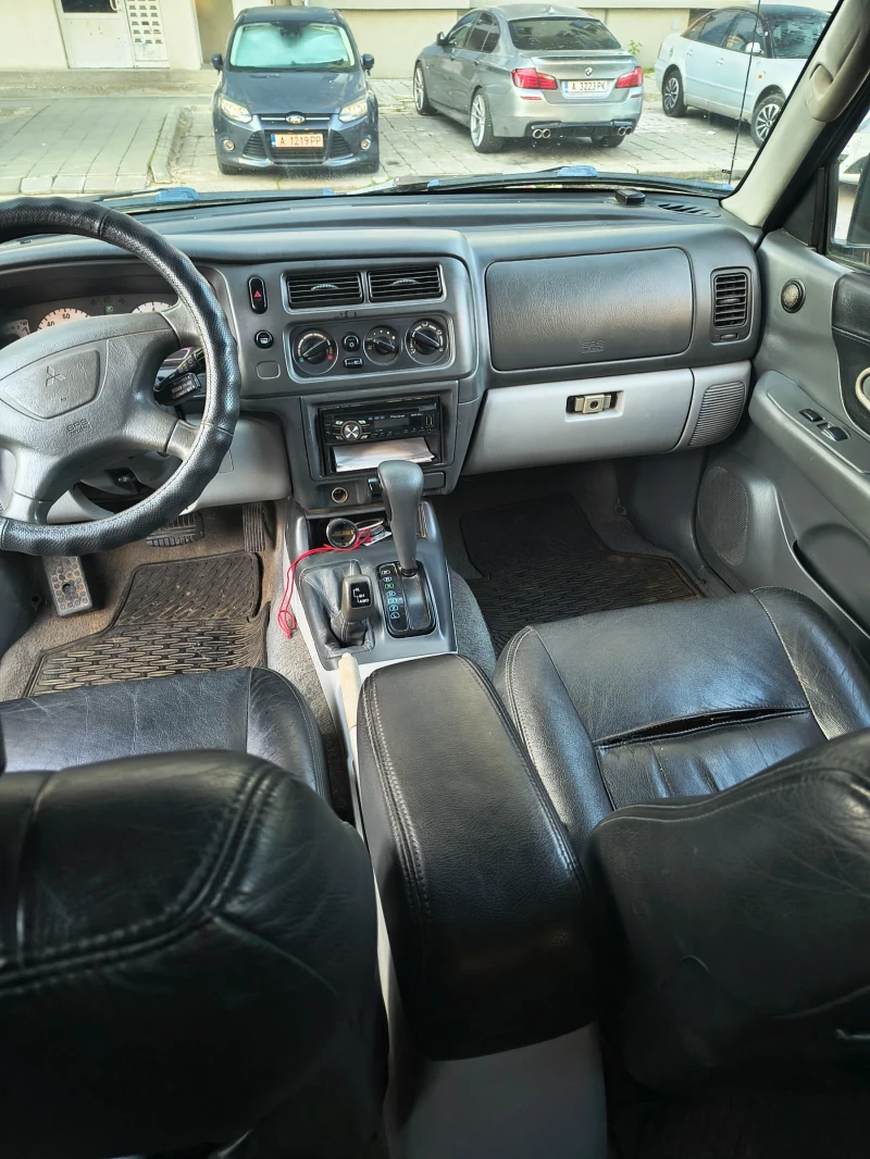 Mitsubishi Pajero sport Монтеро, снимка 10 - Автомобили и джипове - 52514802