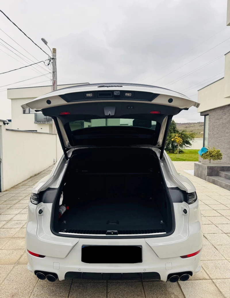 Porsche Cayenne Coupe 3.0 V6 E-Hybrid, снимка 10 - Автомобили и джипове - 52398692