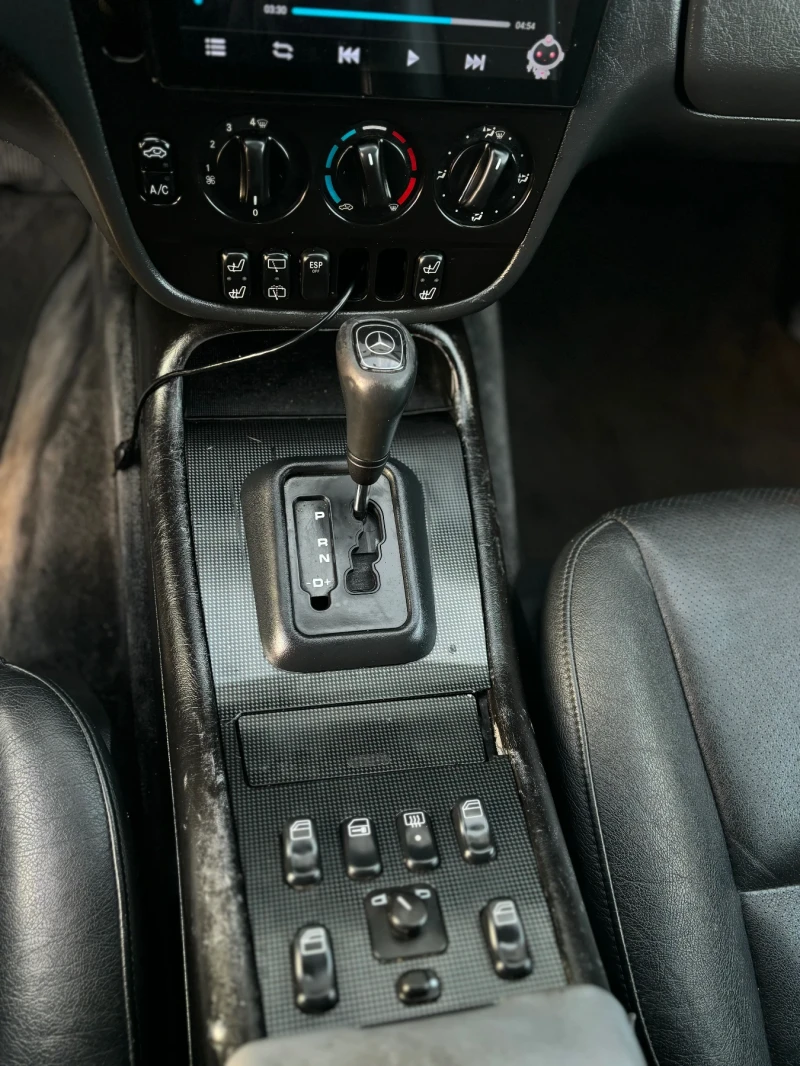 Mercedes-Benz ML 270, снимка 12 - Автомобили и джипове - 52924066