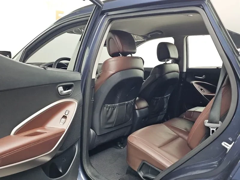 Hyundai Santa fe 2.0 CRDi 4WD - САМО 30% АВАНС, снимка 11 - Автомобили и джипове - 56021749