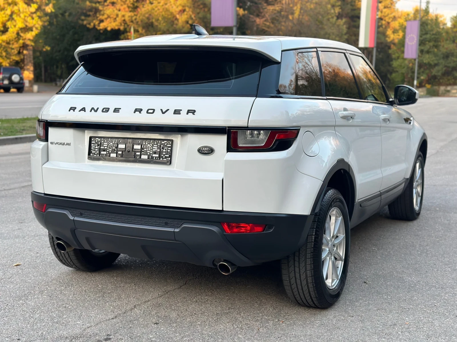 Land Rover Range Rover Evoque FACELIFT* 4x4* 9скорости*  - изображение 5