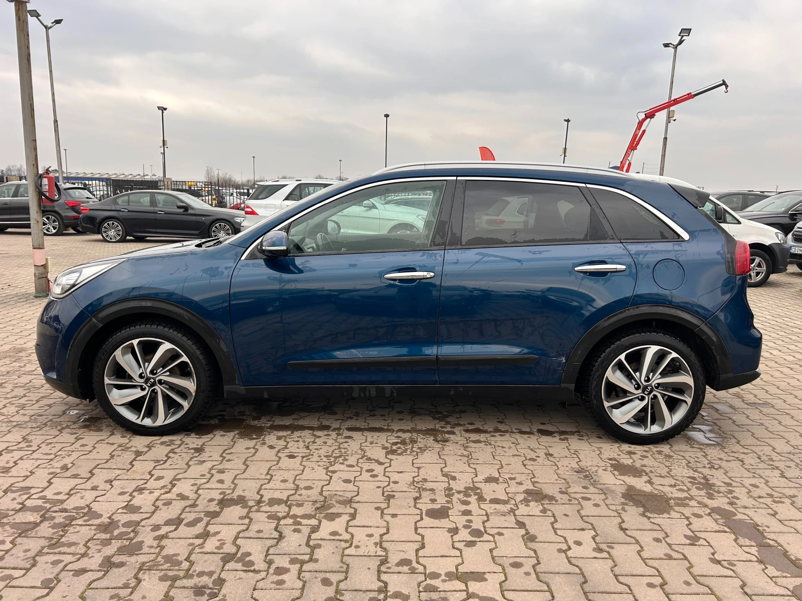 Kia Niro 1.6HYBRID AVTOMAT/KOJA/NAVI/KAMERA EURO 6 - изображение 9