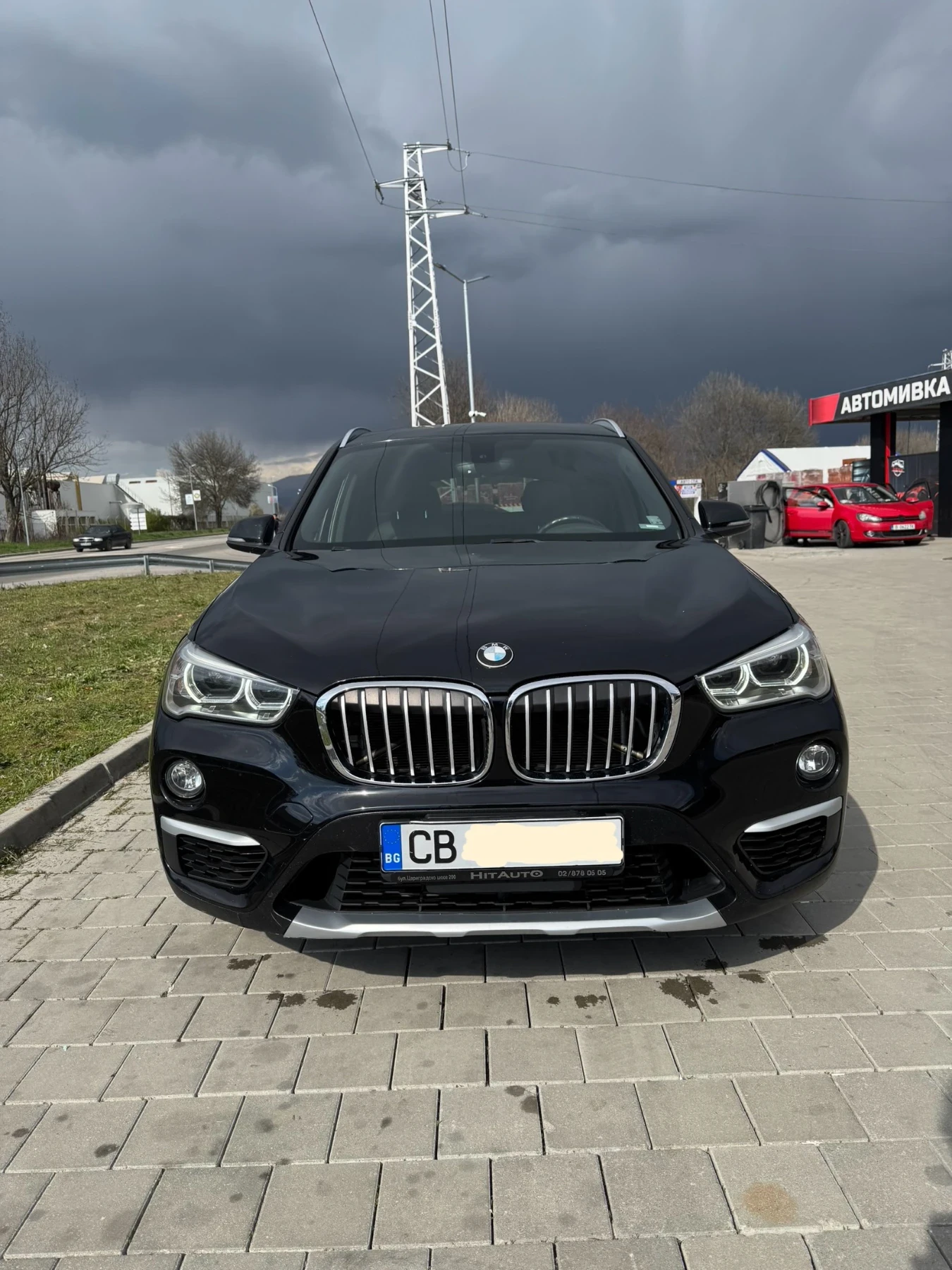 BMW X1 85.000 km / 2.8i PANORAMA / KEYLESS / xDrive - изображение 2
