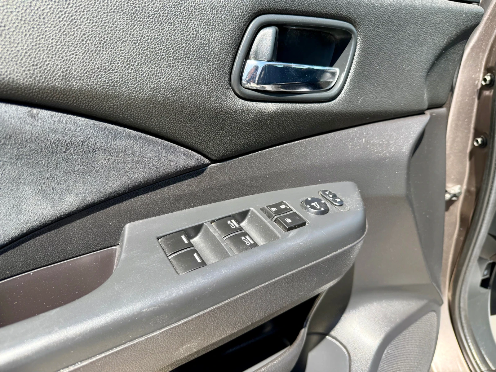 Honda Cr-v 2.0 i-VTEC Elegance  FWD  - изображение 8