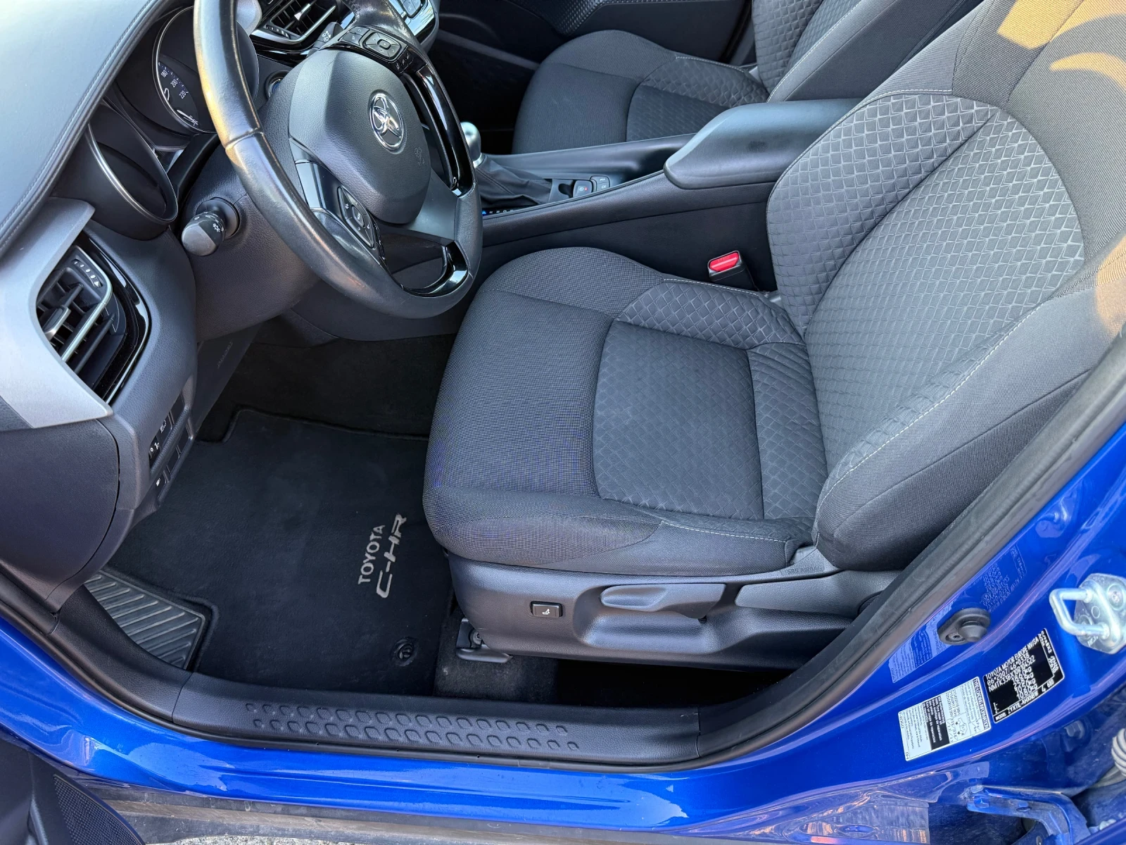 Toyota C-HR 1.8 hybrid facelift  - изображение 8