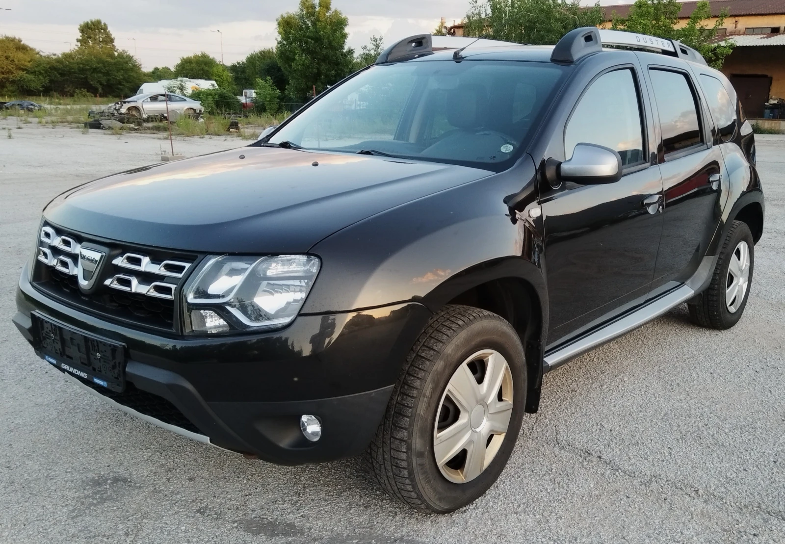 Dacia Duster 1.5 4x4 - изображение 2