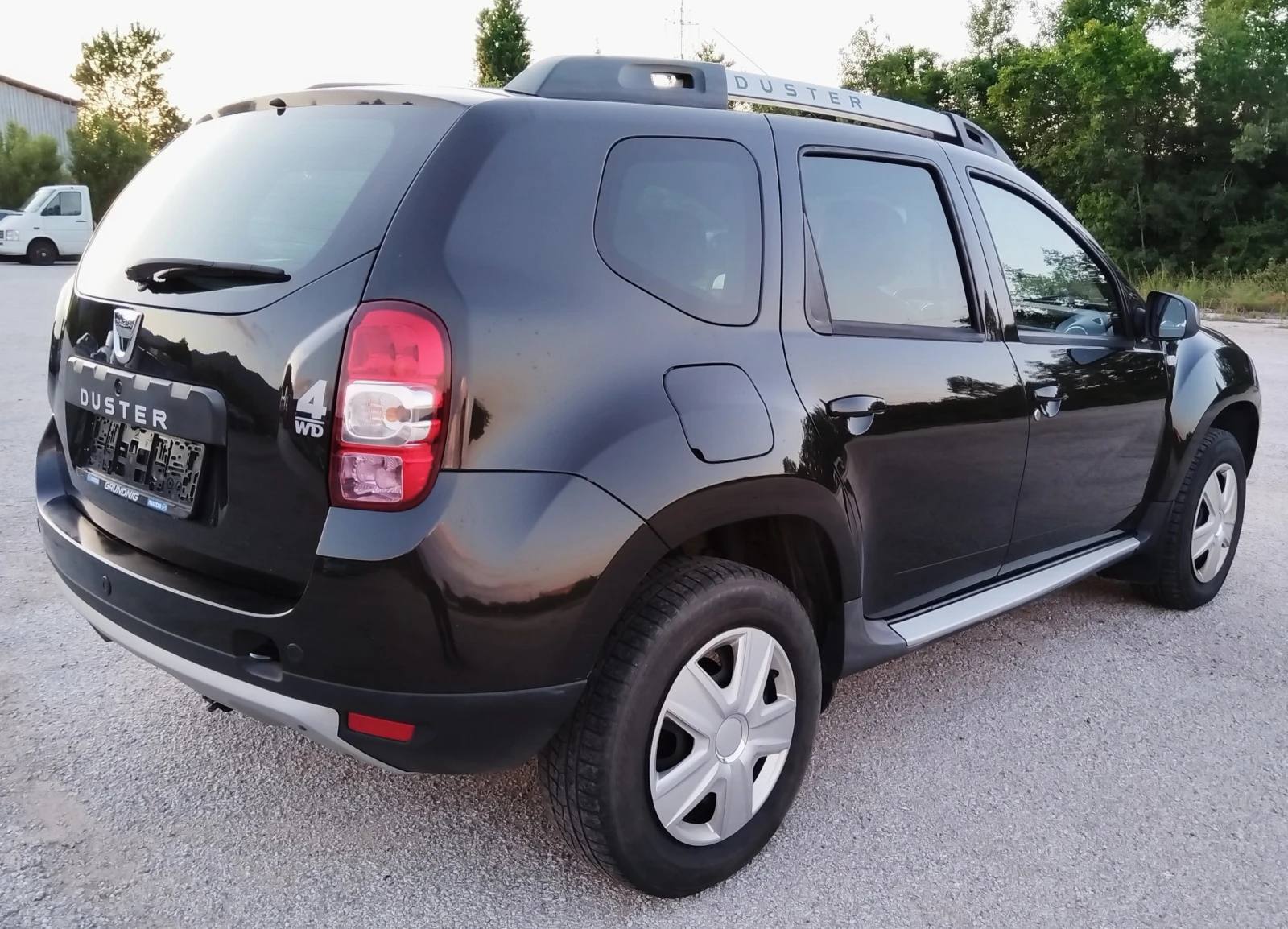 Dacia Duster 1.5 4x4 - изображение 6