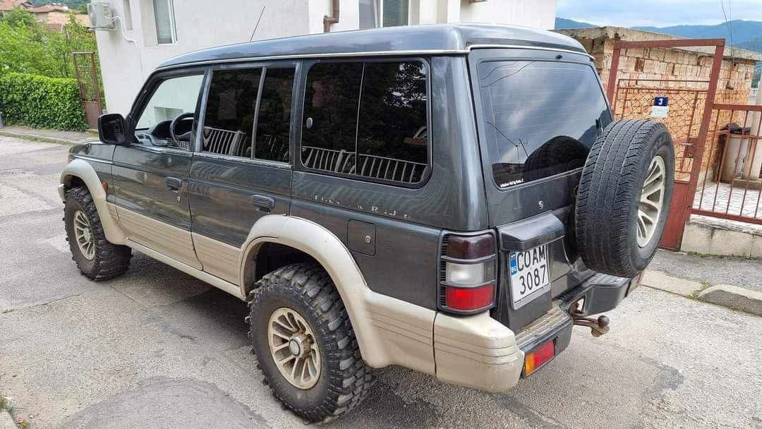 Mitsubishi Pajero 2.5 - изображение 5