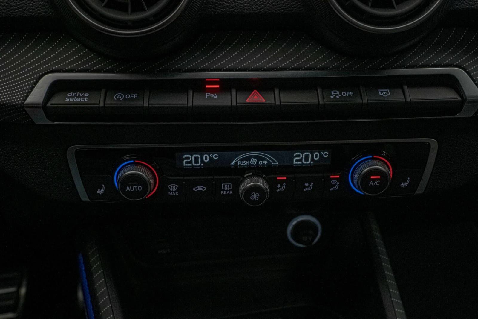 Audi Q2 SQ2/2.0TFSI/Quattro/Bang&Olufsen//Ambient | Mobile.bg   14