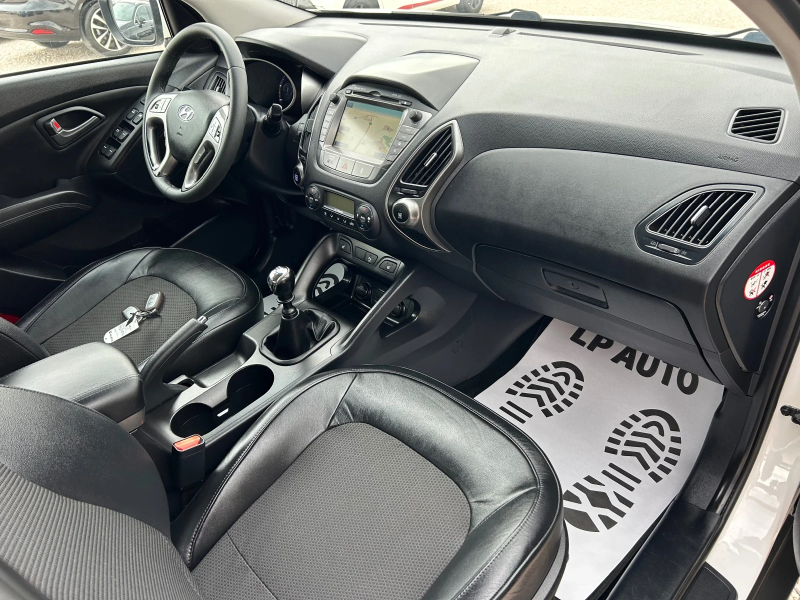 Hyundai IX35 * Facelift* Нави* Камера* Подгрев*  - изображение 8