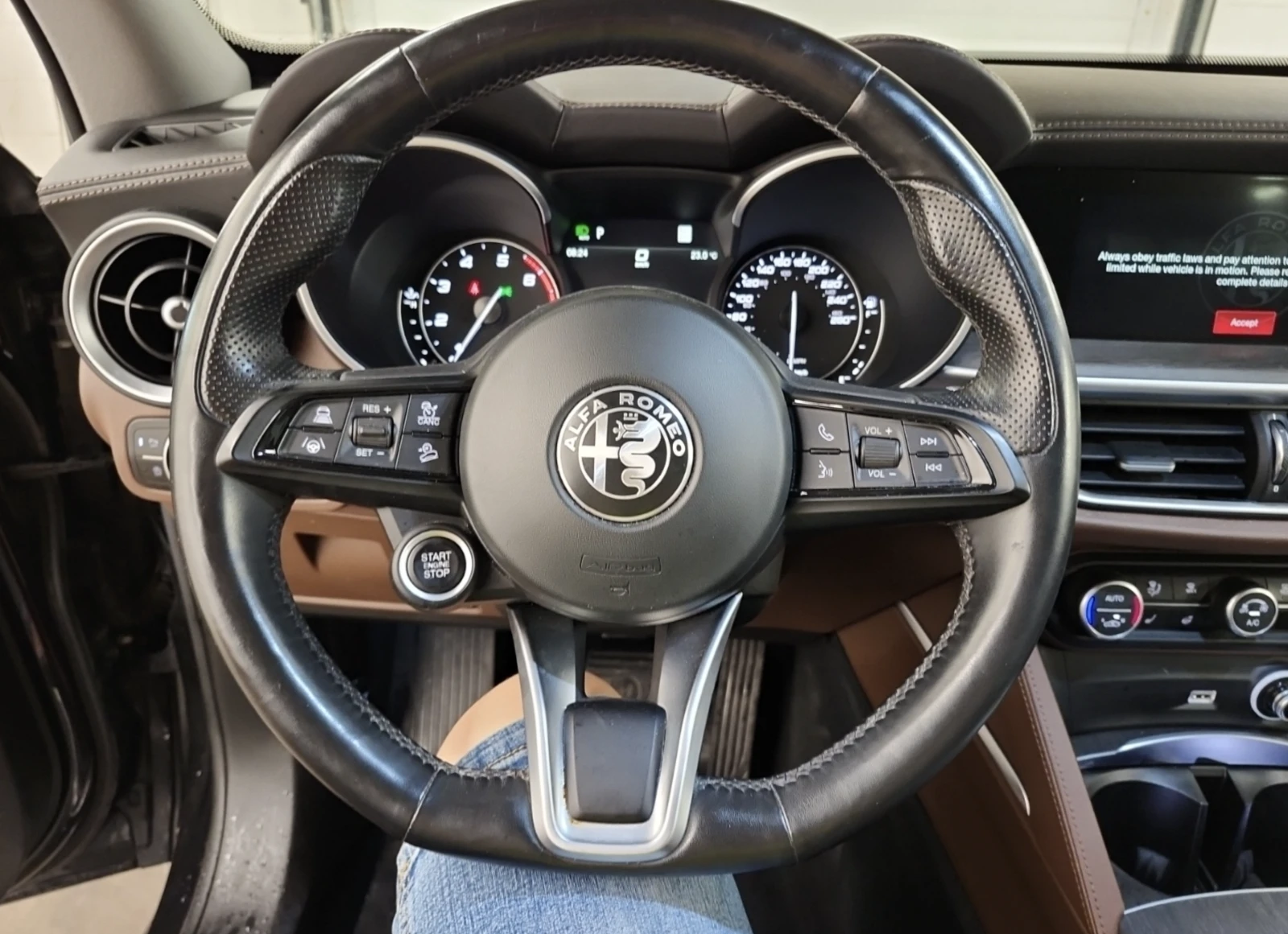 Alfa Romeo Stelvio TI - изображение 10