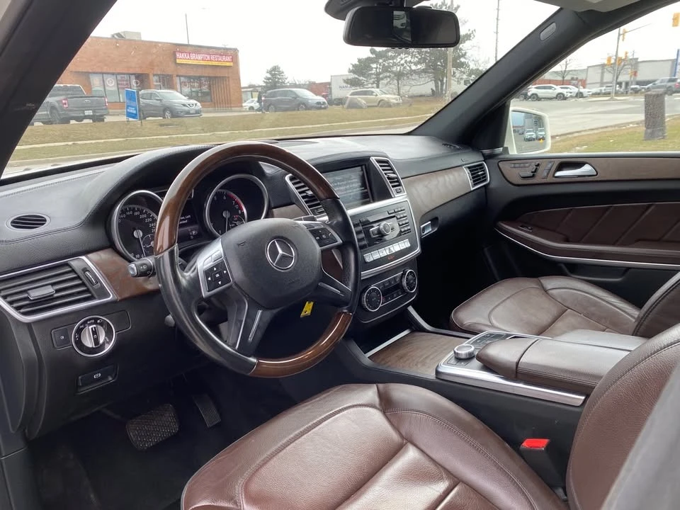 Mercedes-Benz GL 450 4MATIC * * CARFAX * * АВТО КРЕДИТ * *  - изображение 6