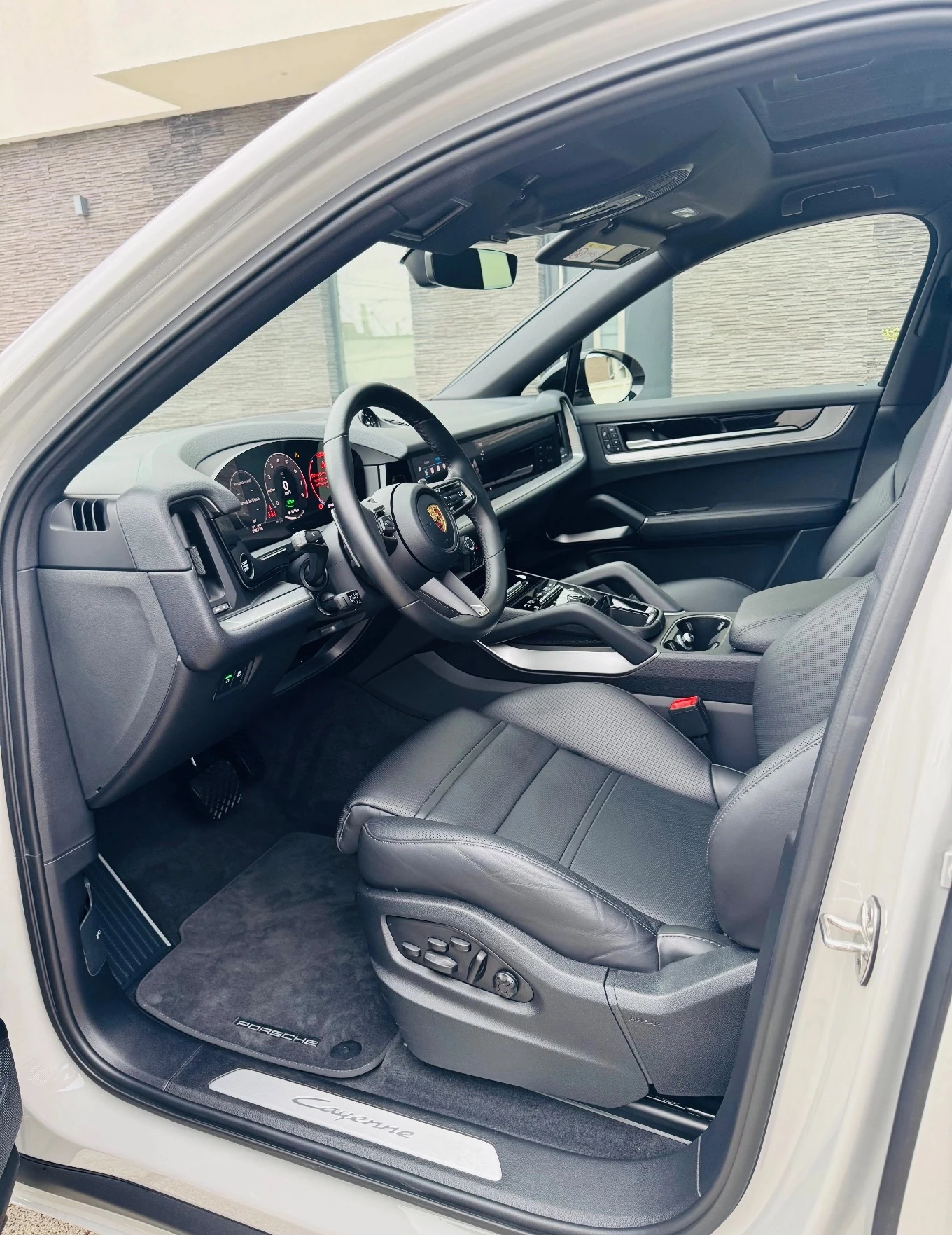 Porsche Cayenne Coupe 3.0 V6 E-Hybrid | Mobile.bg   11