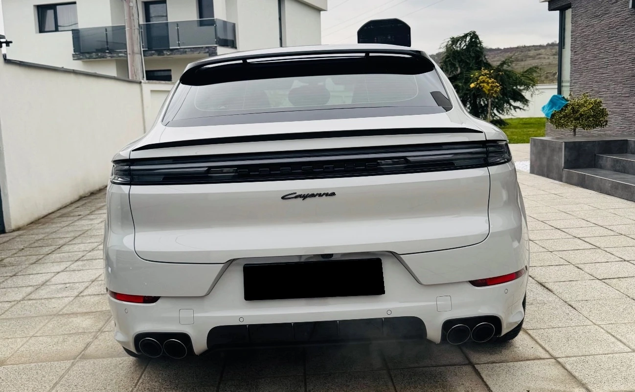 Porsche Cayenne Coupe 3.0 V6 E-Hybrid - изображение 6