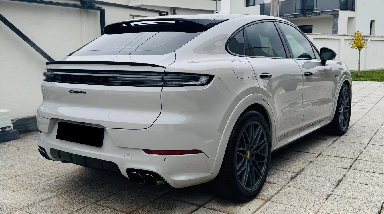 Porsche Cayenne Coupe 3.0 V6 E-Hybrid - изображение 4