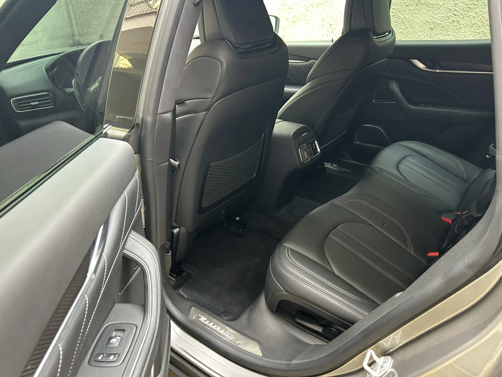 Maserati Levante 3.0i* S* Q4* NEW 12000km - изображение 8