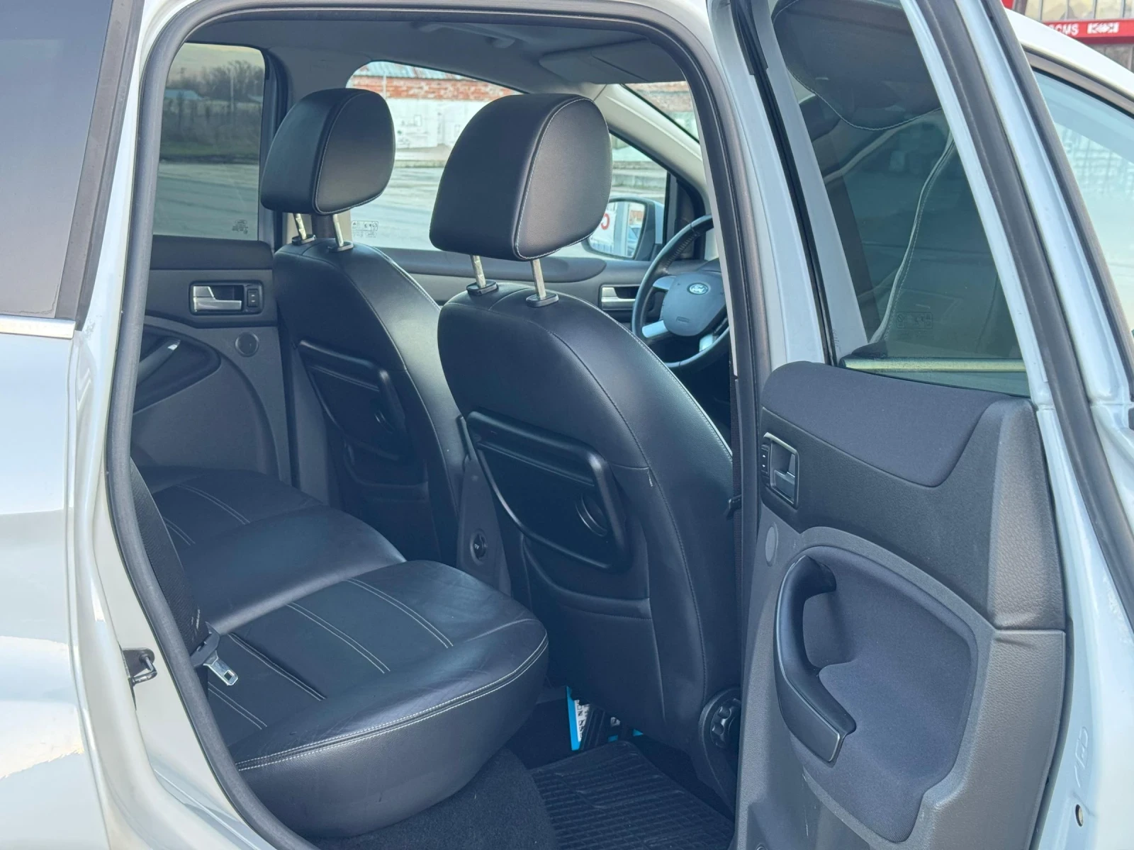 Ford Kuga 2.0DTCI 136k.s 4x4 �������� | Mobile.bg � ����������� 12