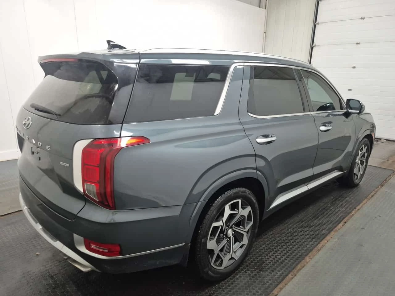 Hyundai Palisade * ULTIMATE CALLIGRAPHY * CARFAX * ПАНОРАМА* 2 КЛЮЧ, снимка 3 - Автомобили и джипове - 53964459