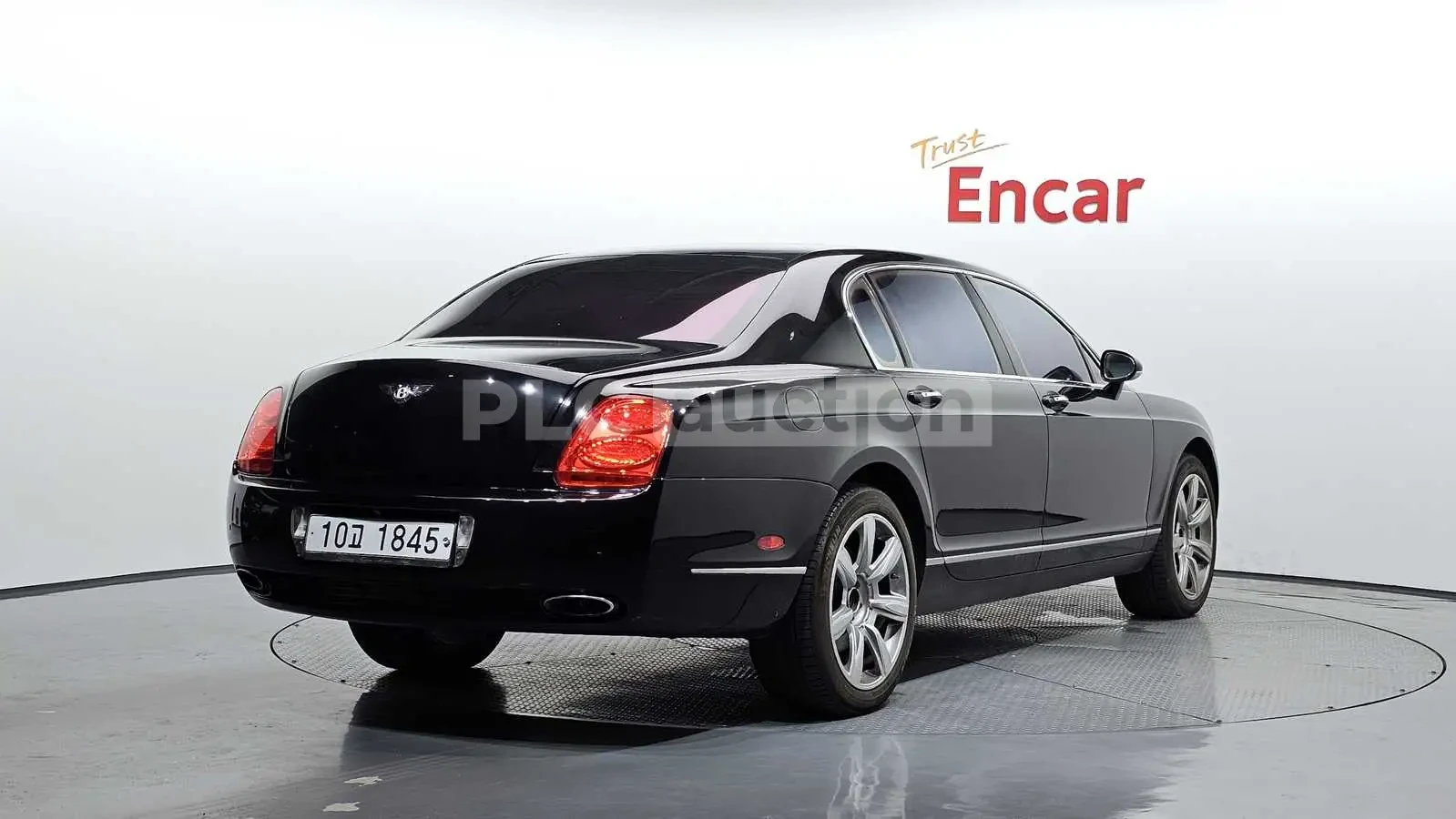 Bentley Flying Spur ВЪЗДУХ/V12/ЛИЗИНГ ОТ 232 ЕВРО , снимка 2 - Автомобили и джипове - 54091287