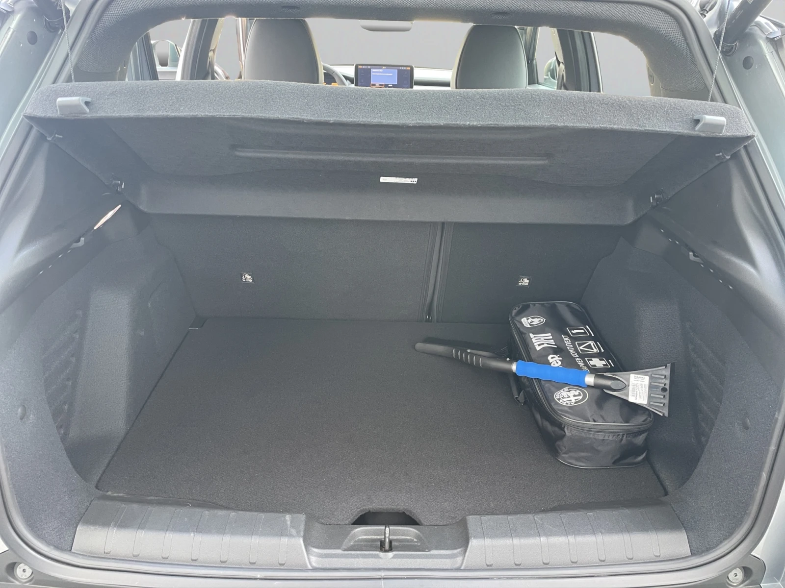 Jeep Avenger UPLAND 1.2 e-Hybrid 48V Petrol 145 hp 6-DCT 4xe | Mobile.bg � ����������� 15