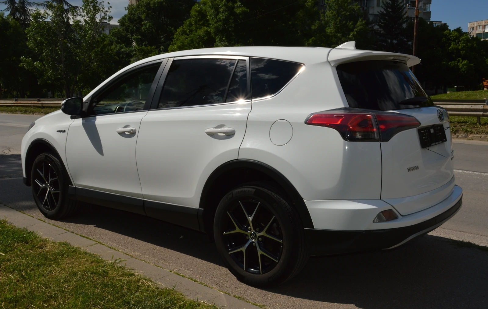 Toyota Rav4 2.5i HYBRID - ШВЕЙЦАРИЯ, снимка 6 - Автомобили и джипове - 54771154