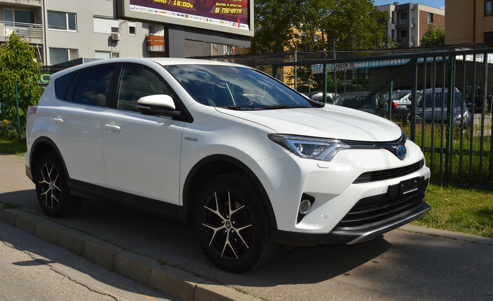 Toyota Rav4 2.5i HYBRID - ШВЕЙЦАРИЯ, снимка 3 - Автомобили и джипове - 54771154
